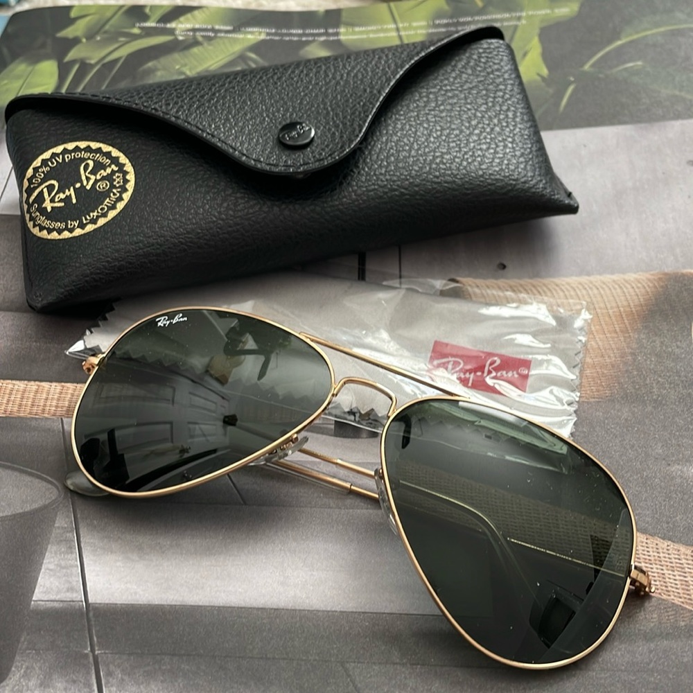 Ray-Ban Aviator Classic Sunglasses